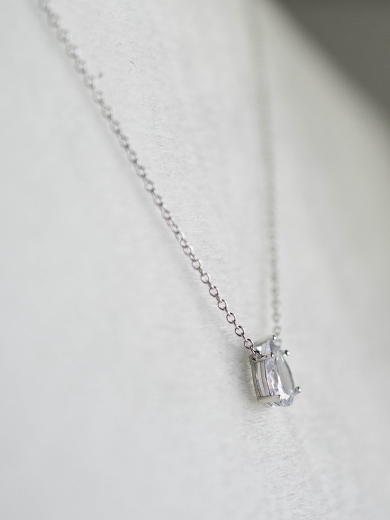 Jewelry - Sterling Silver Clear Crystal‎ Pendant Necklace - Elegant Women’s Jewelry
